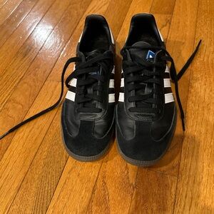 Adidas Men's Black and White Sneakers Samba